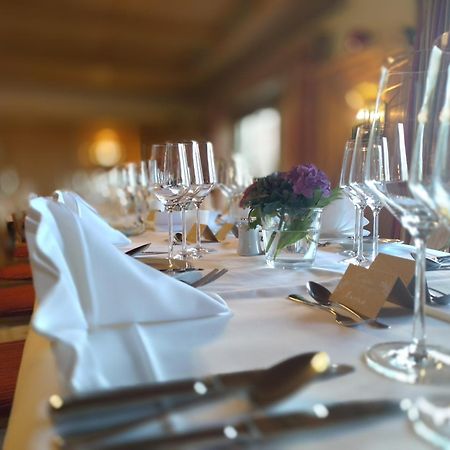 Hotel Zur Waldbahn Цвизел Екстериор снимка