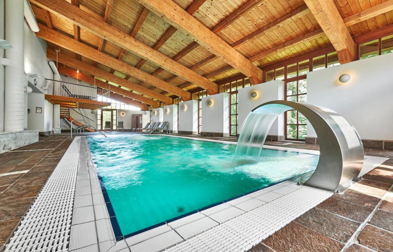Hotel Zur Waldbahn Цвизел Екстериор снимка