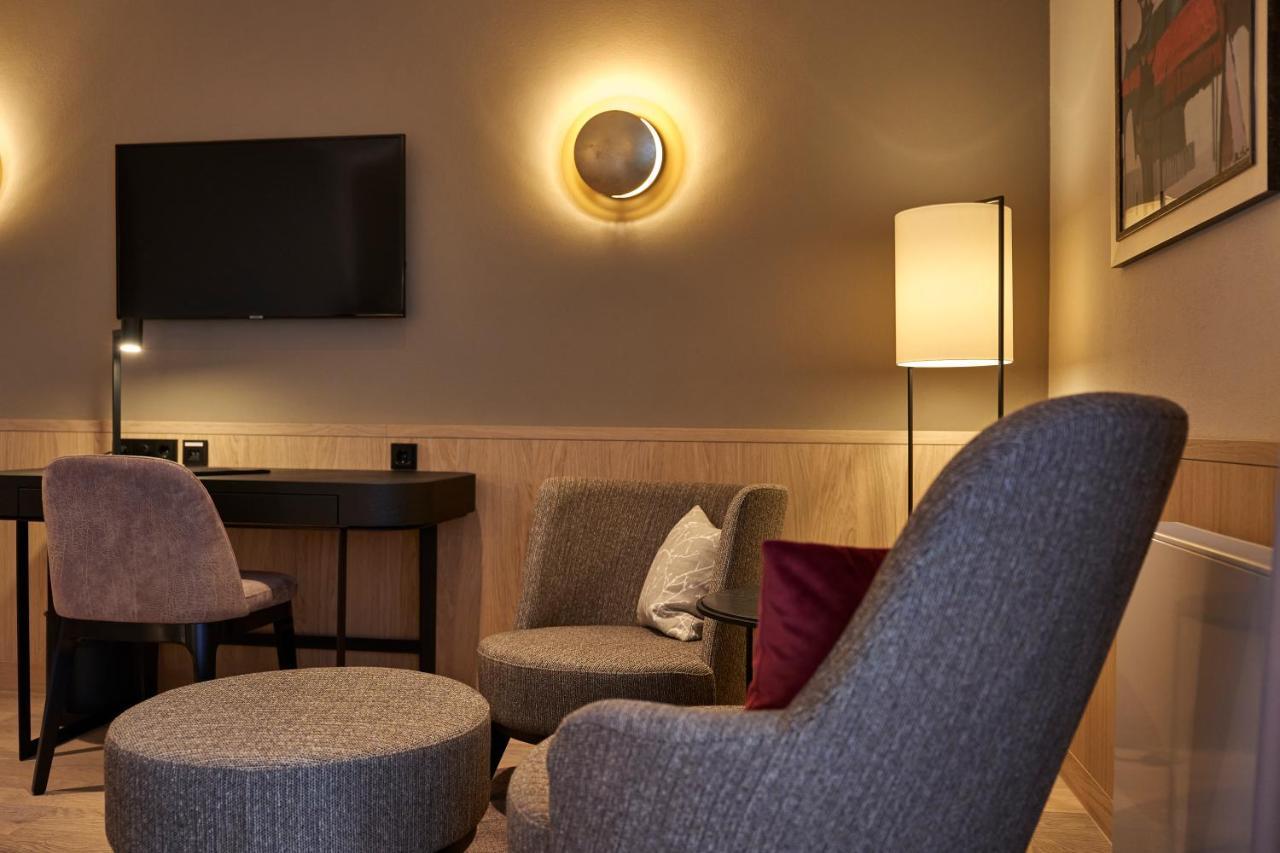 Hotel Zur Waldbahn Цвизел Екстериор снимка