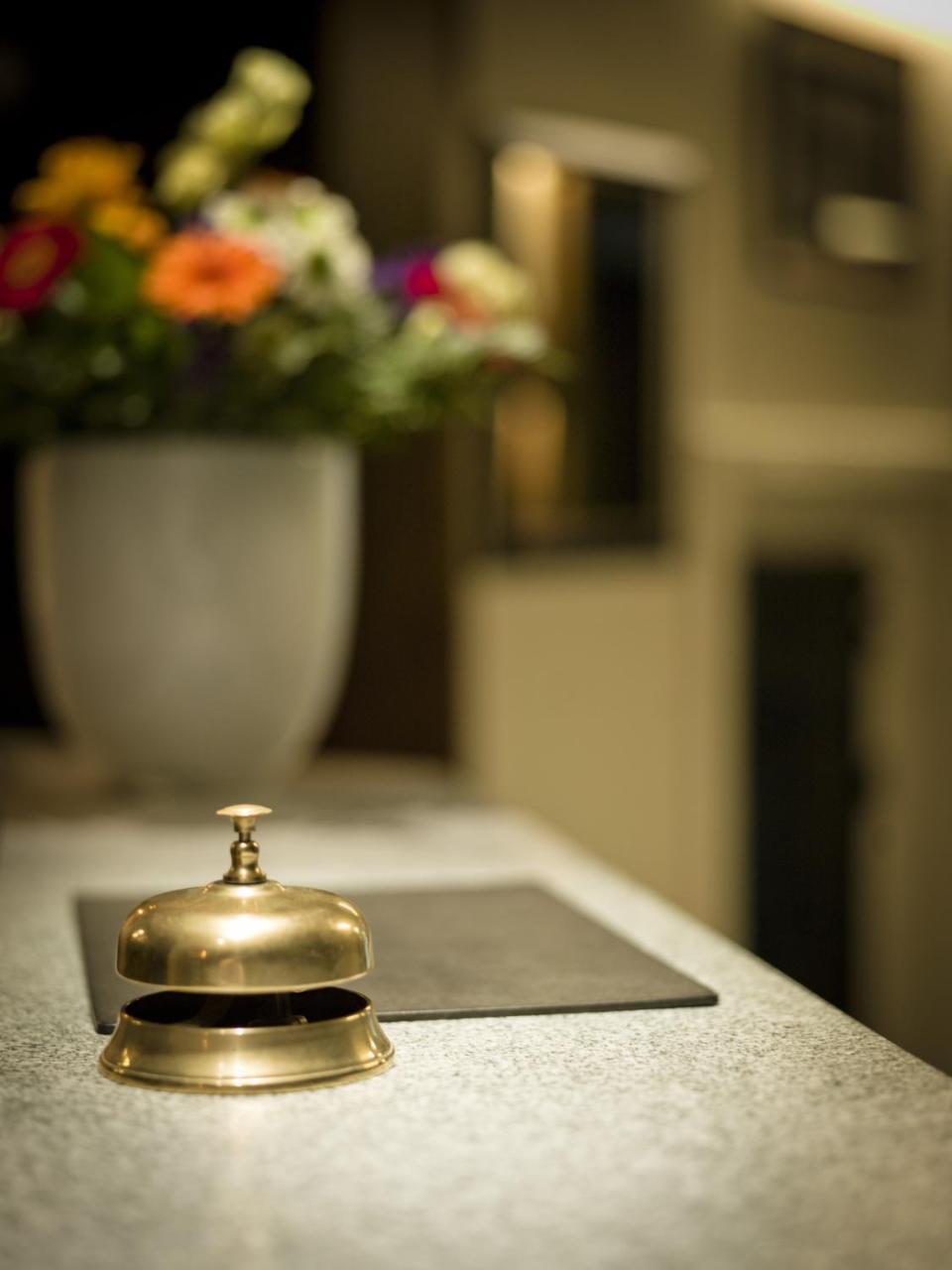 Hotel Zur Waldbahn Цвизел Екстериор снимка