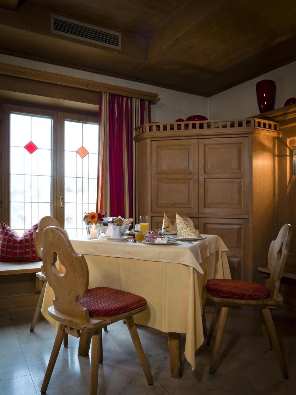 Hotel Zur Waldbahn Цвизел Екстериор снимка